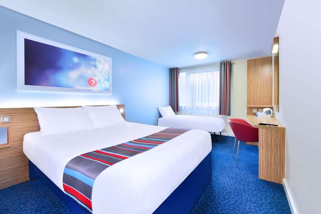 แทรเวลลอดจ์ แคลกตัน ออนซี เซ็นทรัล Hotel ห้อง รูปภาพ