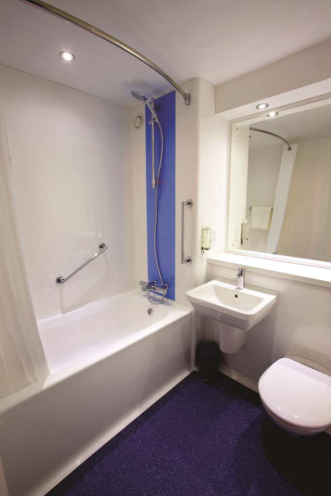 แทรเวลลอดจ์ แคลกตัน ออนซี เซ็นทรัล Hotel ห้อง รูปภาพ